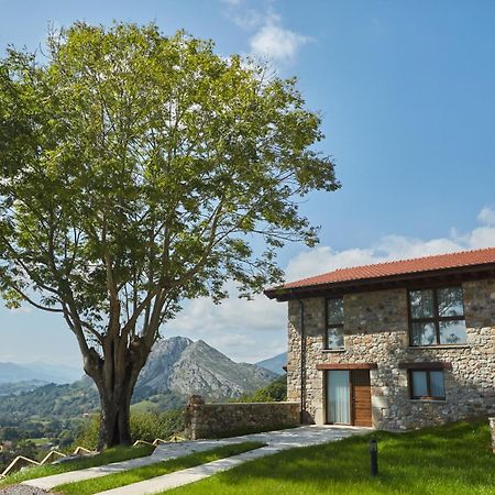 Apartamentos Rurales Casa La Piedra Collia Exterior photo